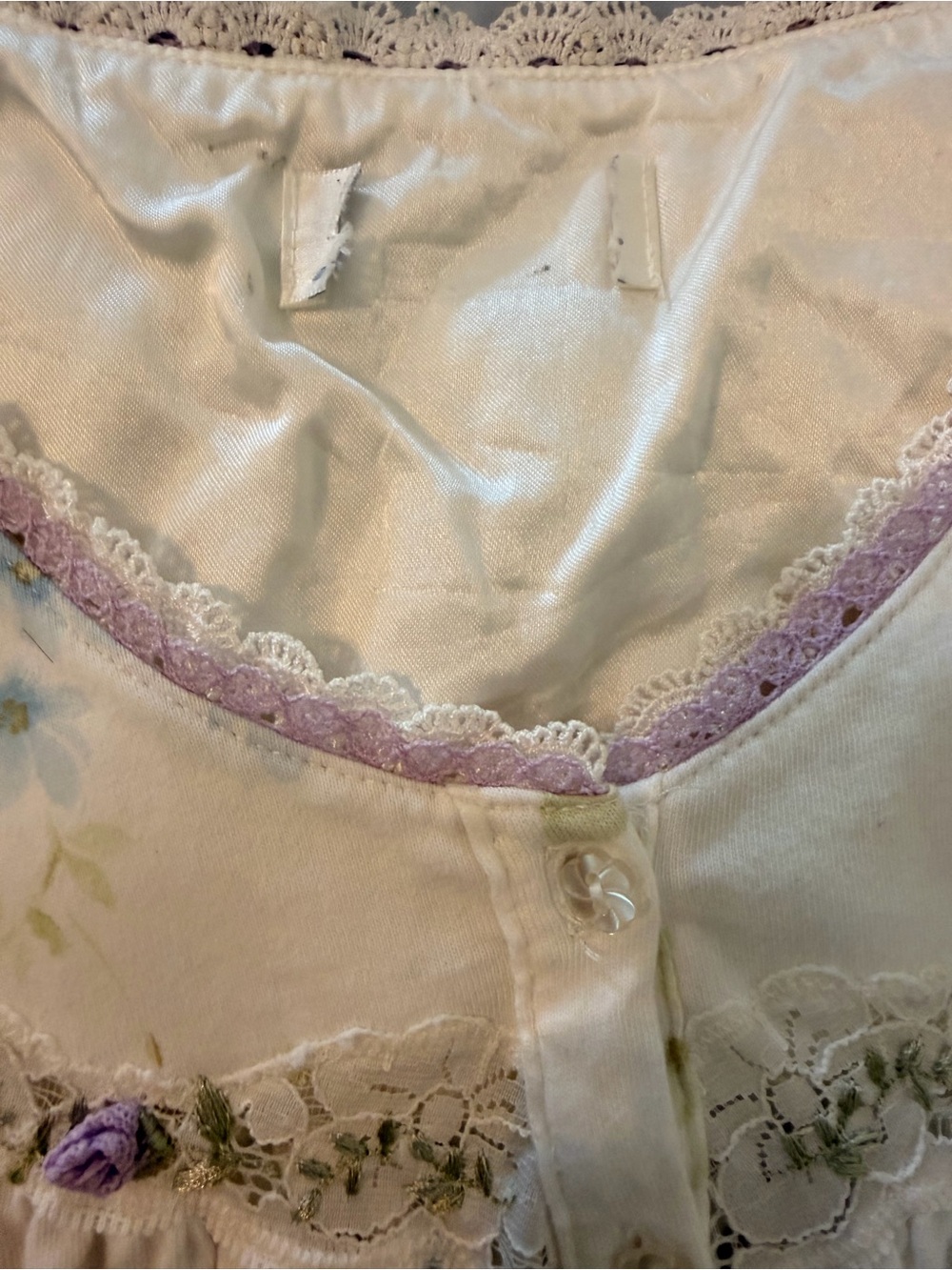 Women's vintage Cream Floral Long Nightgown with Lavender Trim - Picture 14 of 14
